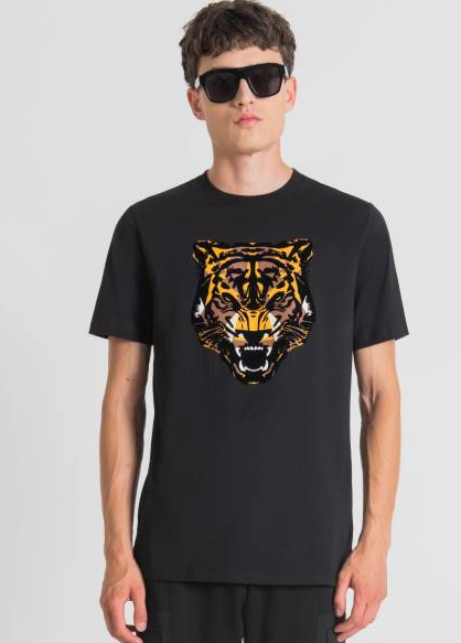 Exprimez votre personnalité avec les vêtements Antony Morato pour un style urbain et moderne