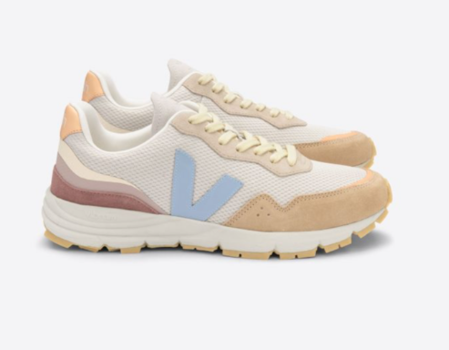 Des baskets Veja pour marcher avec style et conscience écologique