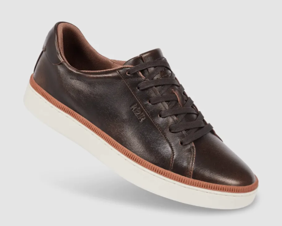 Kizik est une marque de chaussures innovantes qui allie confort et style pour tous les jours